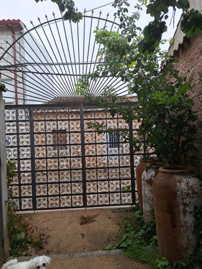 Hostal El Patio Restaurante San Bartolomé de Pinares Εξωτερικό φωτογραφία